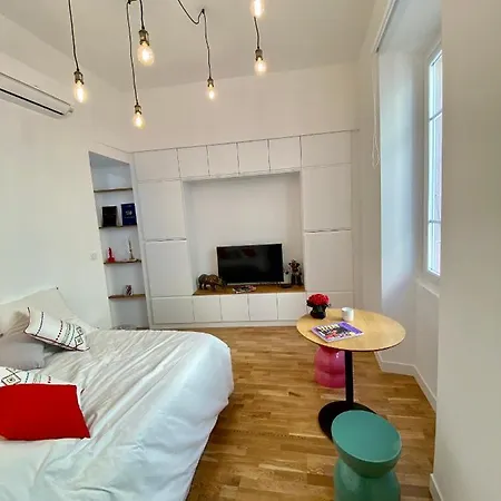 Letizia * Αζάτσιο